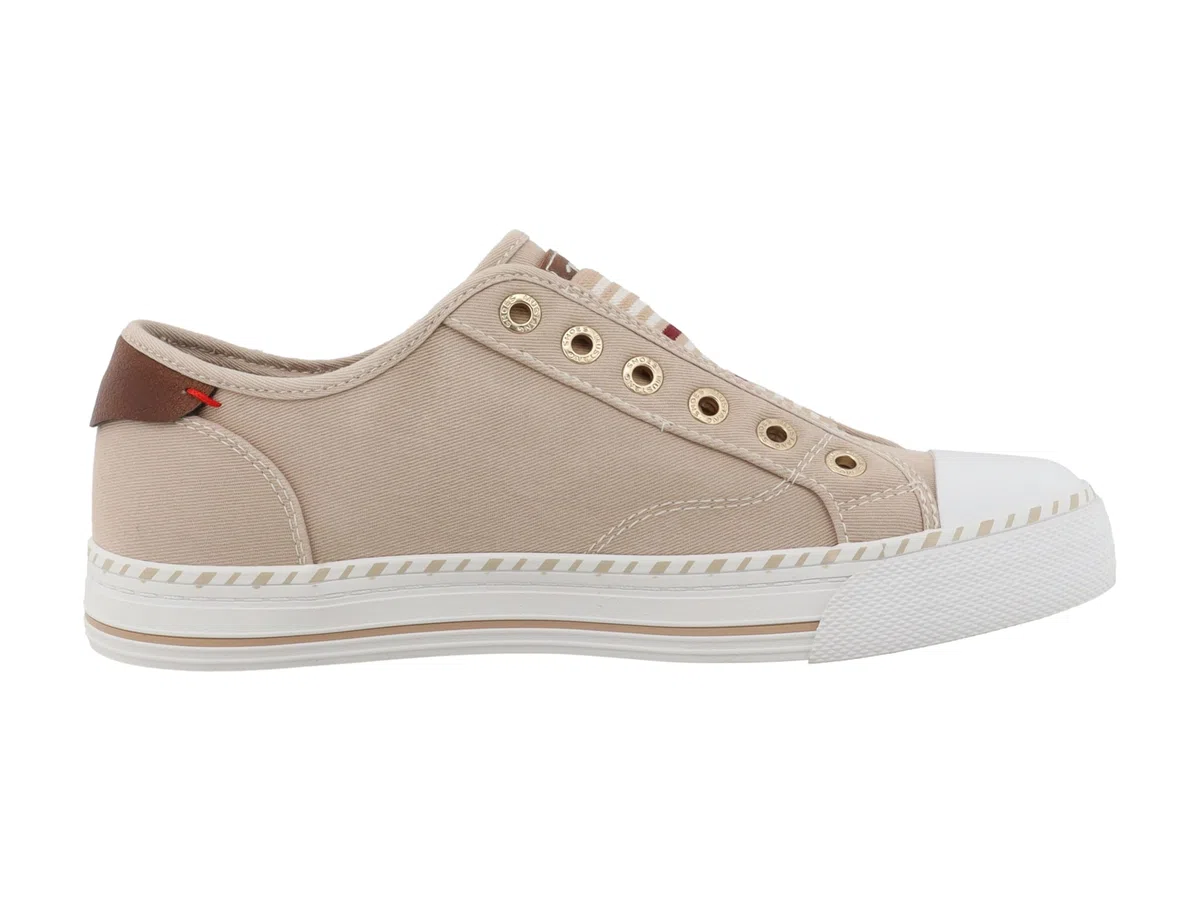 MUSTANG Damen Sneaker Low-Top Magdalena 26M0152002 Weite Normal Bungee