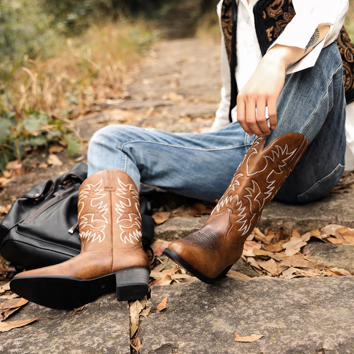 ANUFER Männer Stilvoll Gestickt Cowboy-Stiefel Western Absatz Spitze Zehe Slip-On Stiefel Mit Mittlerer Wade SN071164