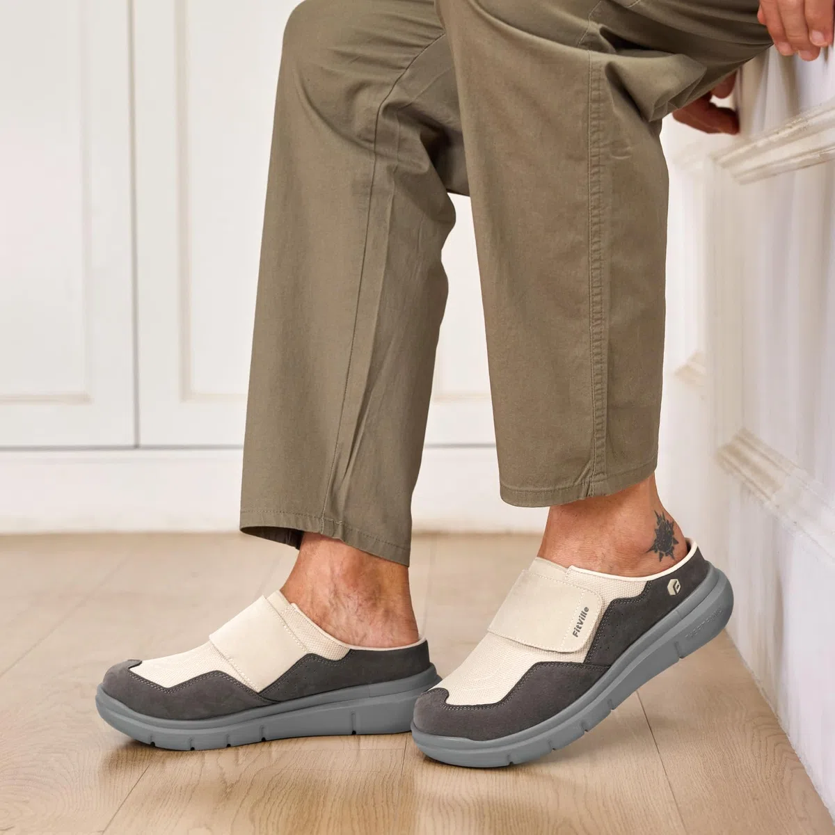 FitVille Senioren Hausschuhe Extra Weit Slipper Herren mit Klettverschluss Bequeme Pantoffeln Männer mit Fußgewölbestütze Gr.41-50