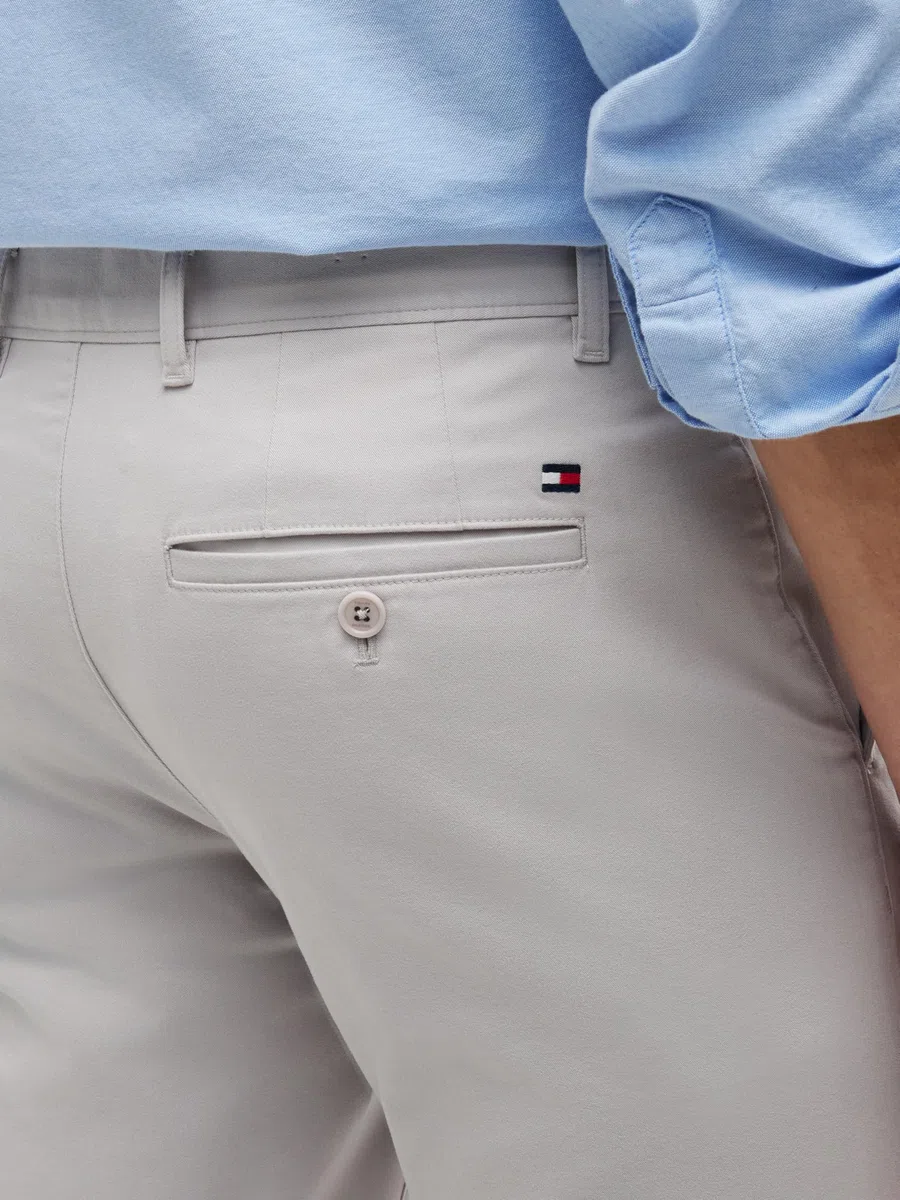 Tommy Hilfiger Men's Chino