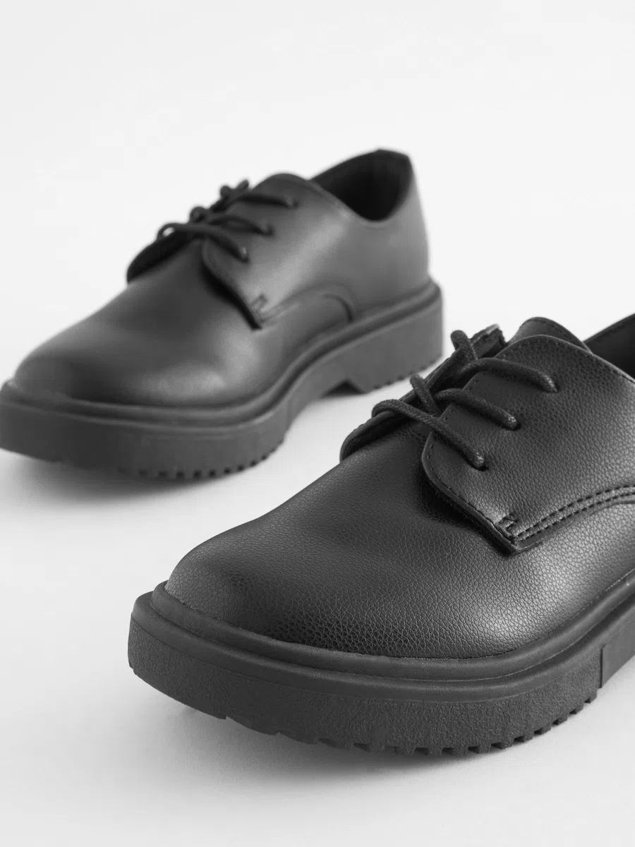 NEXT Mädchen Standard Passform (F) Schnürschuhe für die Schule