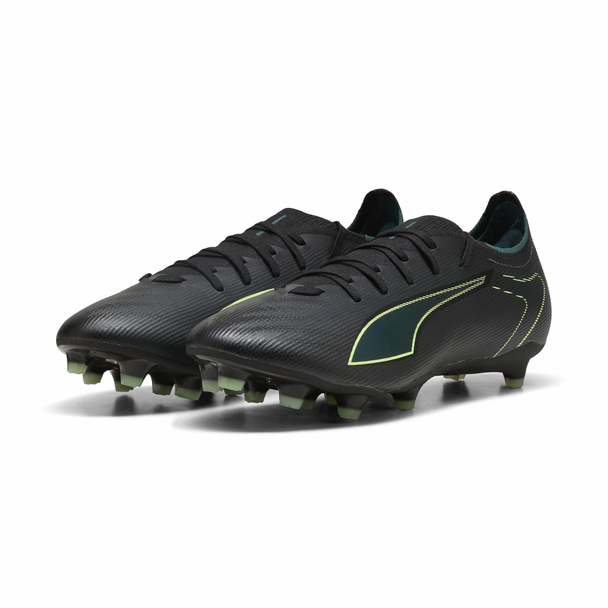 PUMA Erwachsene Ultra 6 Match FG/AG Fußballschuhe