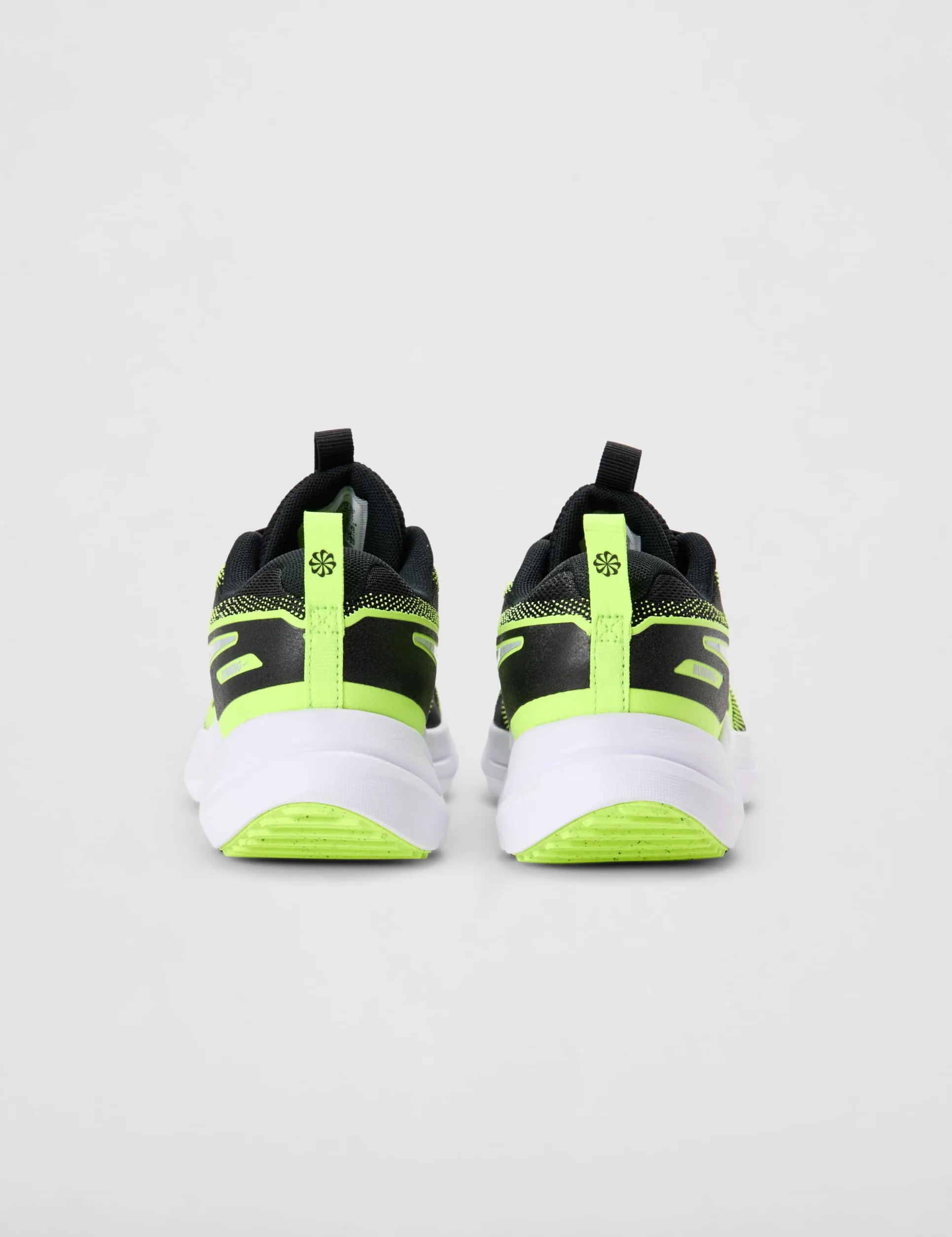 Nike Unisex Kinder Cosmic Runner (Gs) Straßen-Laufschuh
