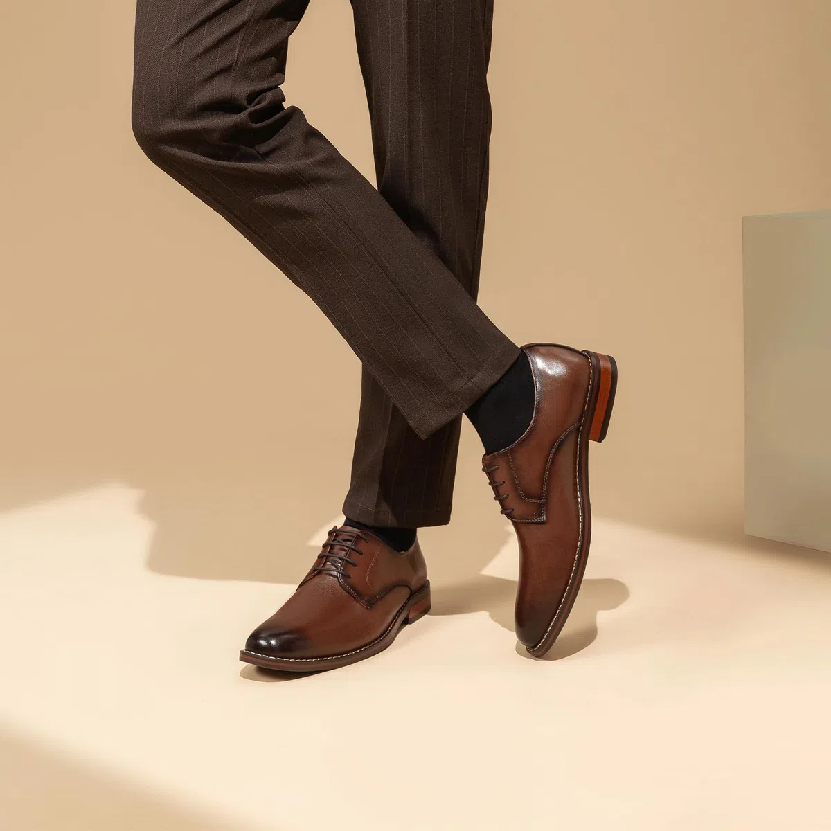 Poerkan Herren Geschäfts Schnürschuhe Leder Elegante Oxford-Schuhe für Business Büro & Formelle Anlässe Schwarz, Braun