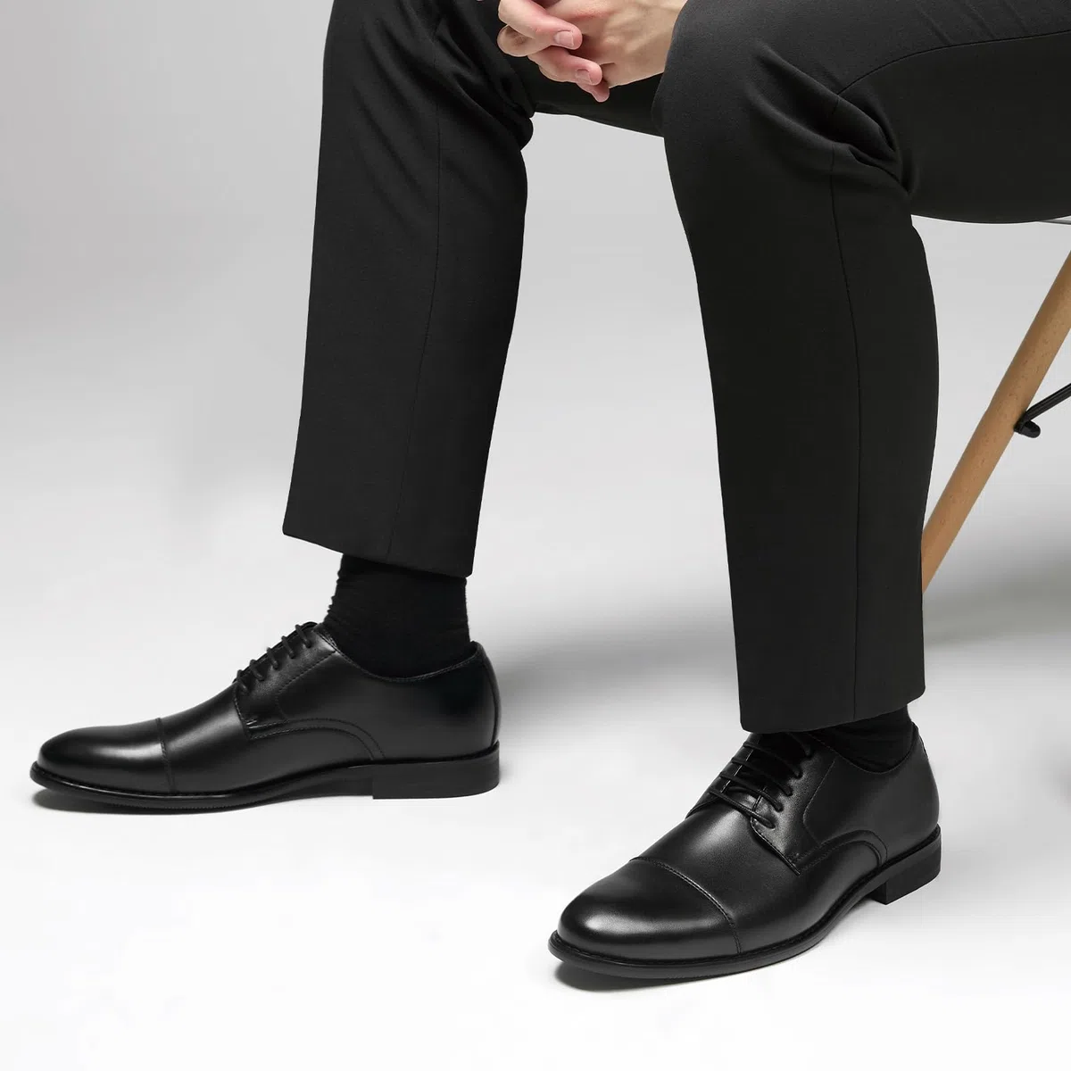 HEEZ Anzugschuhe Herren Klassische Kappennaht Business Schuhe Comfort Elegante Oxford Derby Schuhe für Unternehmen Büroarbeit Hochzeiten Abschlussbälle