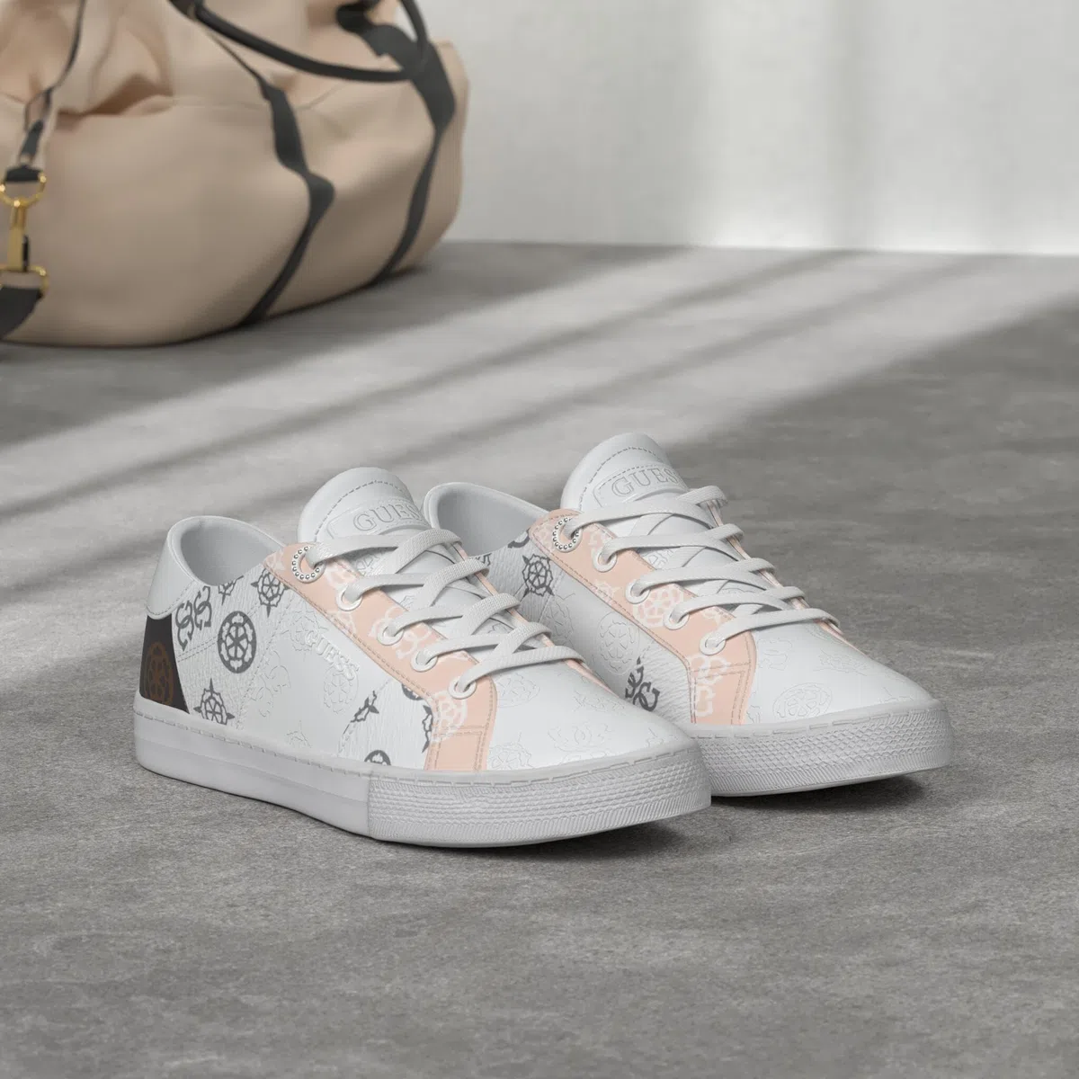 Guess Loven Damen-Sneaker