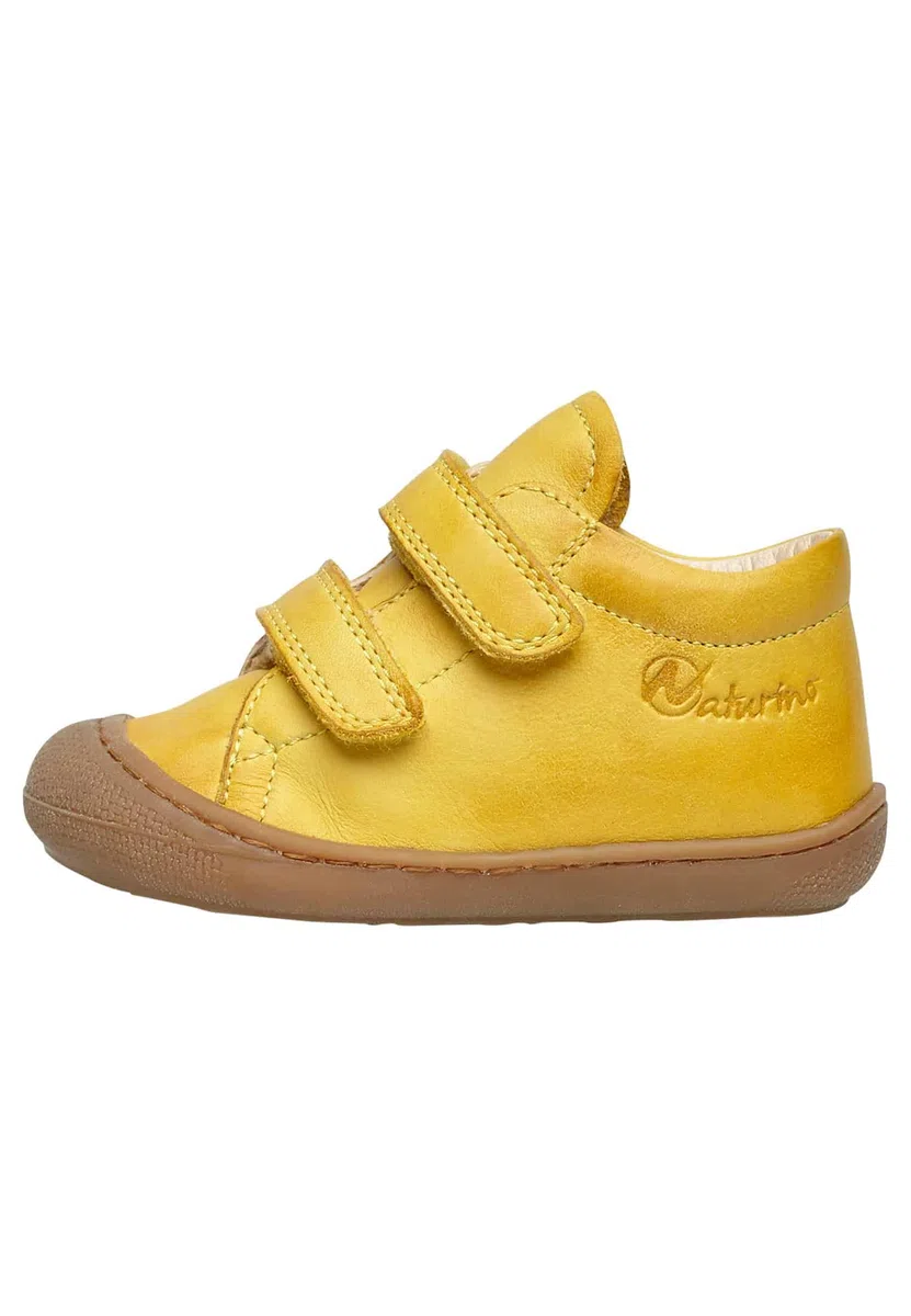 Naturino Lauflernschuhe aus Veloursleder in Glitter