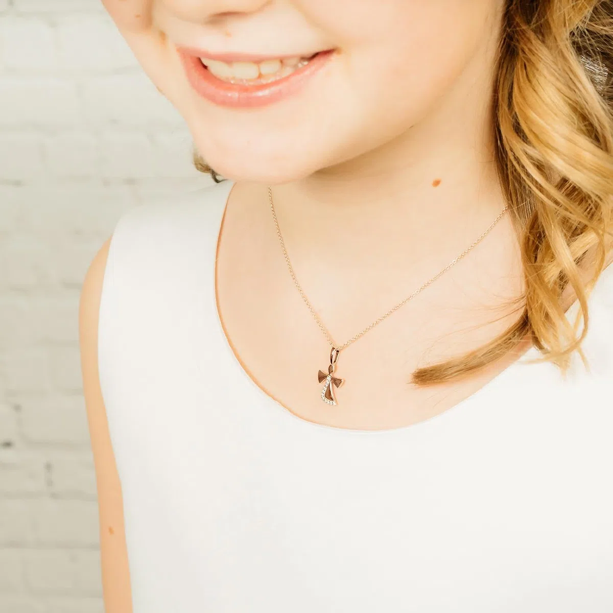 Schmuckset Mädchen Rosegold (Silber 925 vergoldet) Engel Kette Kommunion | Geschenke für Mädchen Schmuck Schutzengel Kette Kinder Geburtstag Taufe Geschenke zur Geburt Kinderkette Halskette Ohrringe