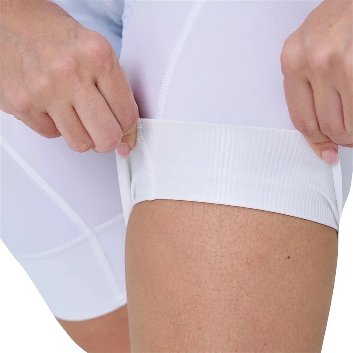 Damen-Radler-Trägerhosen Damen-Radsport-Trägershorts, hohe Taille, Fahrradhose, 6-Stunden-Fahrradpolster, schmale Passform, Radsport-Trägershorts, Rennradhose(White,M)