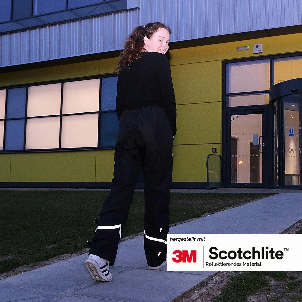 Salzmann wasserdichte Regenhose | S-XL | Leichte & Winddichte Wanderhose | Schwarz | Hergestellt mit 3M Scotchlite