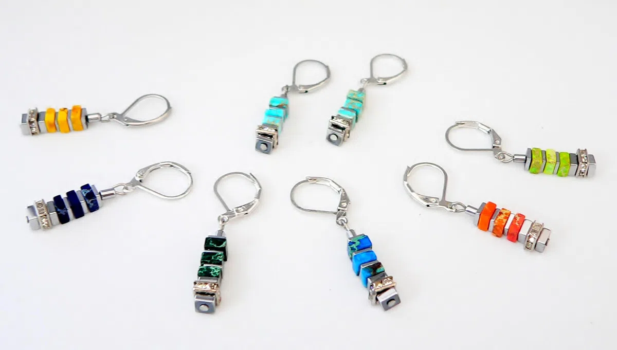 Generisch Halskette, Kette, Collier Armband Ohrringe Schmuck Set, Edelstein Impressions Jaspis, Quadrate Hämatit Strass mehrfarbig multicolor bunt