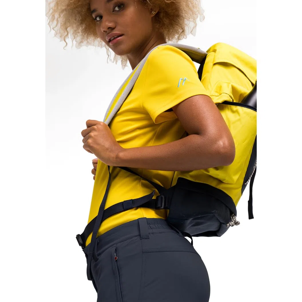 Maier Sports Kluane, Kurze Damen Wanderhose, Wasserabweisende Outdoorhose für Trekking und Hiking, PFC-frei, mSTRETCH pro 4 & Dryprotec