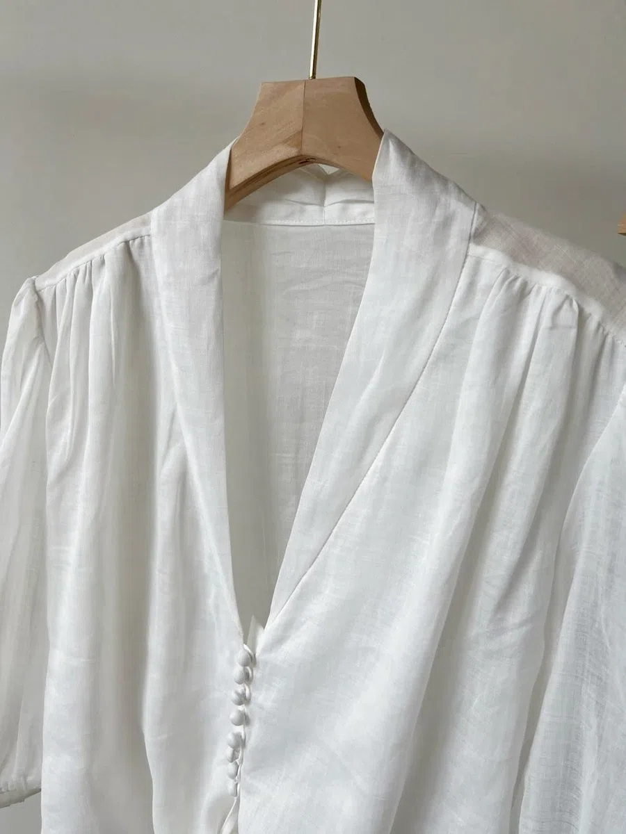 MIDJ Damen-Hemd Mit Knopfleiste,Damen Vintage Puffärmel Shirt Halbe Ärmel Weiß V-Ausschnitt Blusen Elegant Lässig Modische Kleidung Button-Down-Tops Party-Tops Lässige Büro-Bluse Für Mädchen Damen