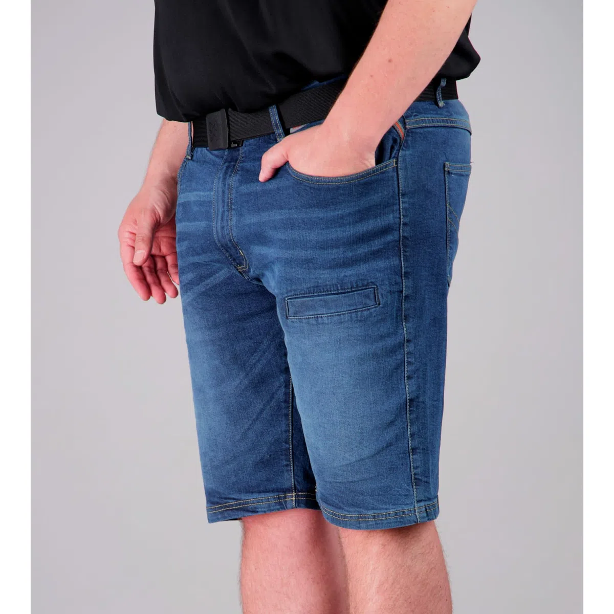 WÜRTH MODYF Arbeitsshorts Jeans Stretch X - professionelle Arbeitshose für Herren - Arbeitsshorts mit Reißverschluss - in den Größen 42-62 in Blau