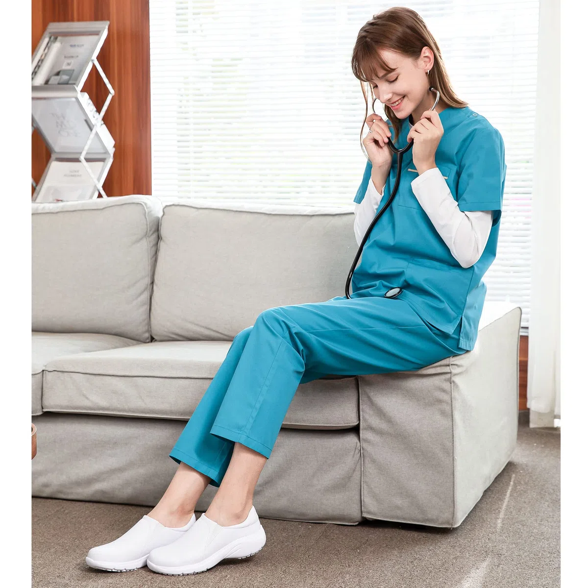 Hawkwell Damen Leichte Komfort Krankenschwester Schuhe rutschfeste Stillschuhe,Weiß EU 39